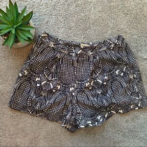🌸3 for $30🌸 Gentlefawn Black and White Pattern Shorts